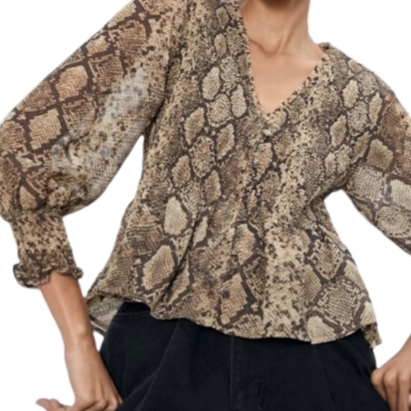 ZARA Veronica blouse in snakeskin - Picture 6 of 6